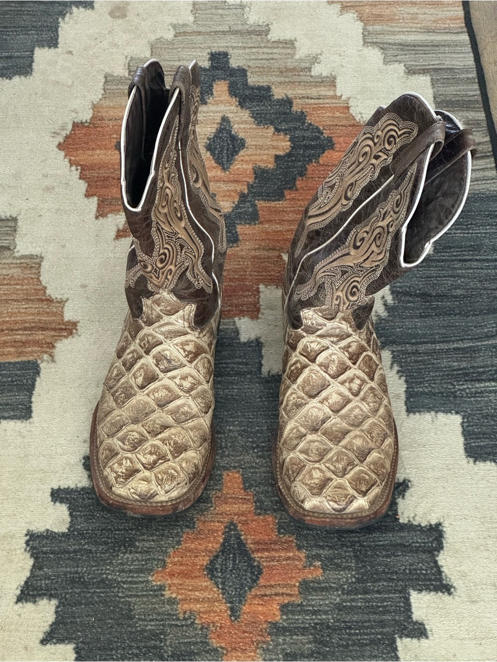 Men’s cowboy boots